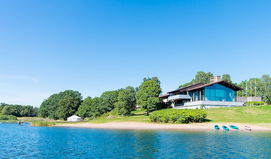 Stockholm’s hotel by the sea invites guests to train outdoors in the archipelago